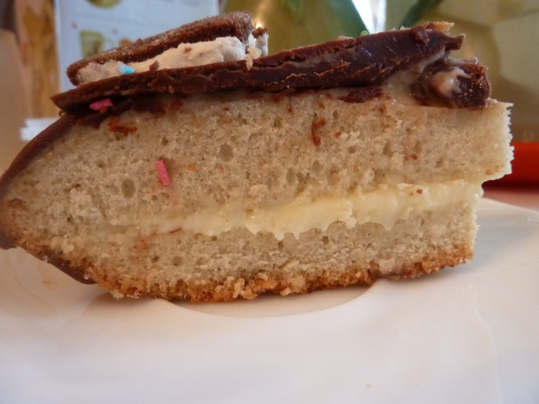 Мультиварка STADLER FORM Chef One - бисквитный торт